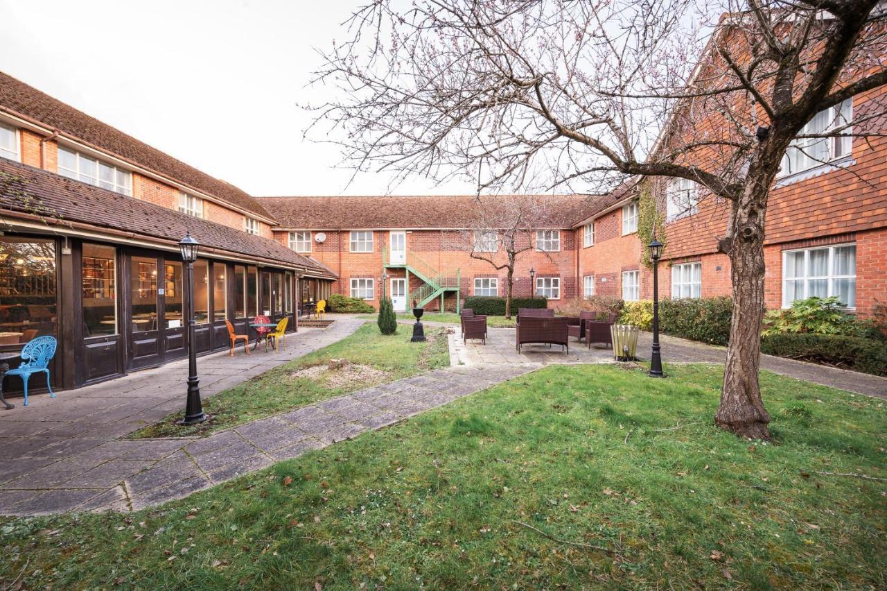 Holiday Inn Reading West By Ihg Exterior foto